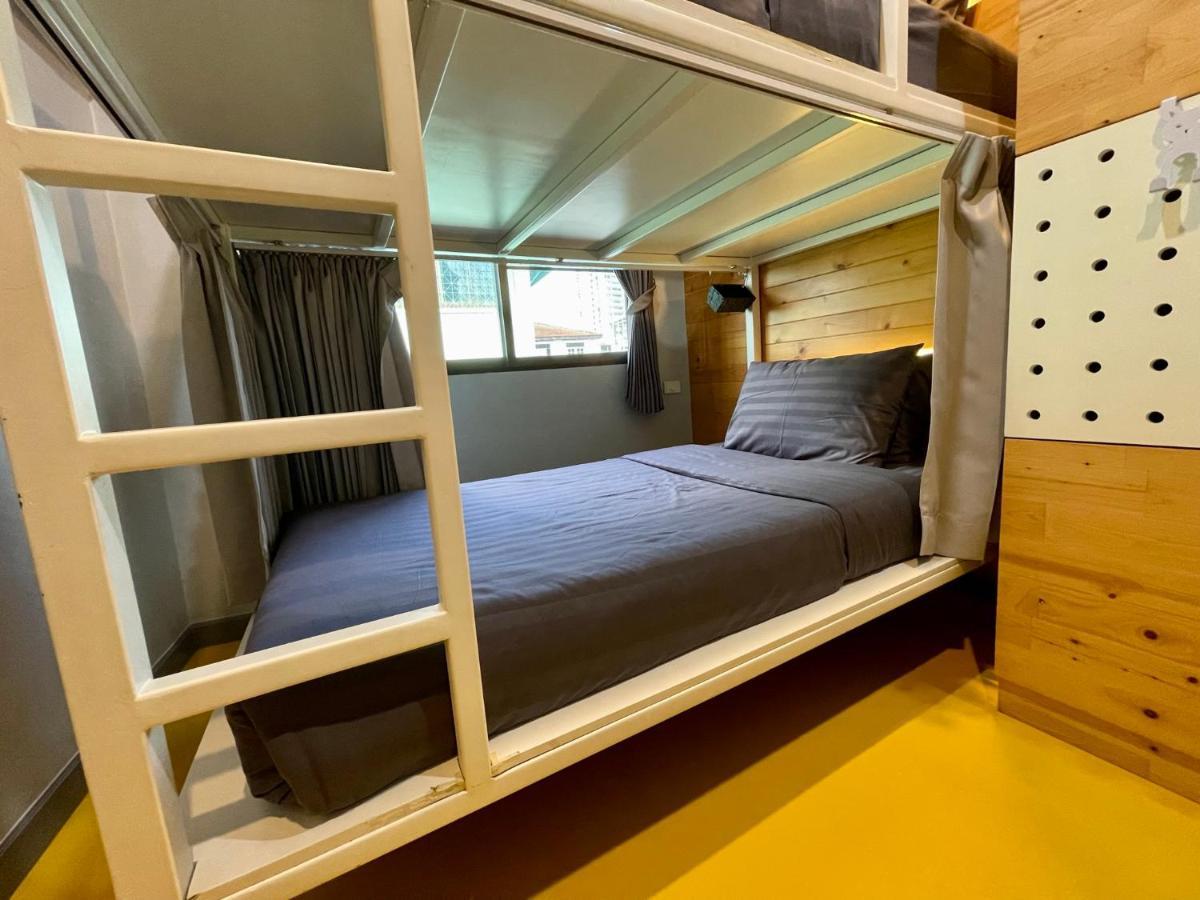 Pamahouse Boutique Hostel Bangkok Ngoại thất bức ảnh